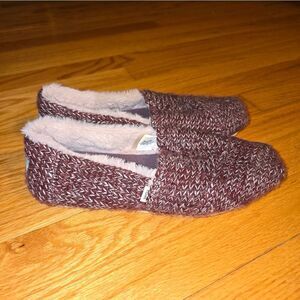 Toms Faux Furlined Espridrille Flats Womans Size 7.5